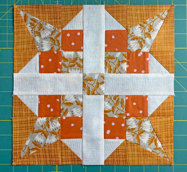 Bouquet quilt block