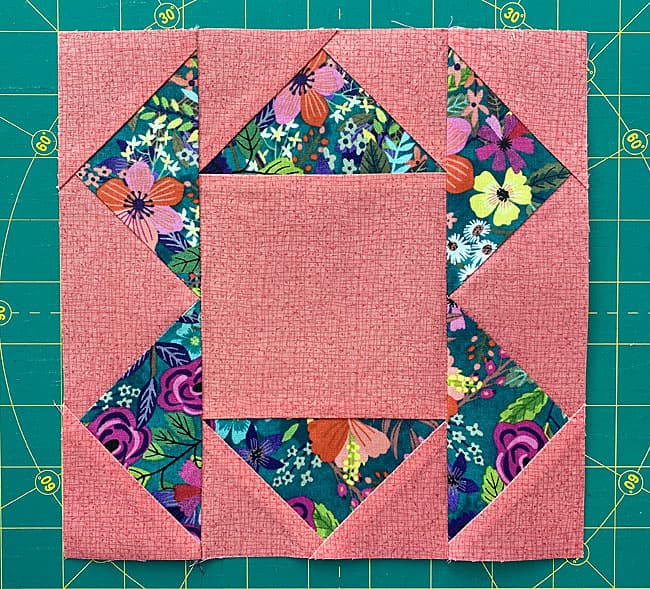 Buzzard's Roost Quilt Block: 4